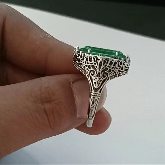 Vintage Green Emerald Silver 925 Plated Ring - Picture 4 of 5